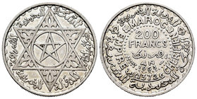 Morocoo. Mohamad V. 200 francos. 1953 (1372 H). Paris. (Km-Y53). Ag. 8,03 g. Choice VF. Est...25,00.