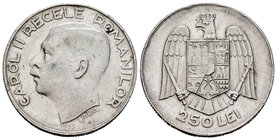 Romania. Carol II. 250 lei. 1935. (Km-53). Ag. 13,48 g. Minor nicks on edge. Almost XF/XF. Est...50,00.