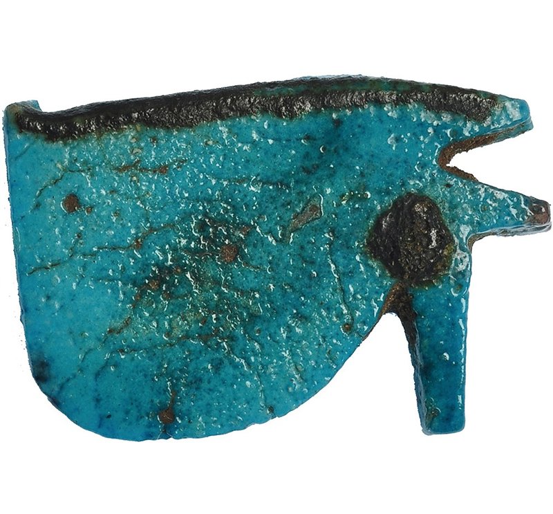 EGIPTO. AMULETO DE BAJA ÉPOCA (664-525 a.C.). Ojo de Horus. Fayenza vitrificada....