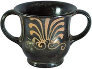 MAGNA GRECIA. Lekythos. Apulia. Siglo IV-III a.C. Cerámica de barniz negro. Altura 6,2 cm.