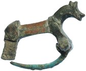 ROMA. Fíbula zoomorfa en forma de caballo. Siglo III-IV d.C. Bronce. Longitud 3 cm.
