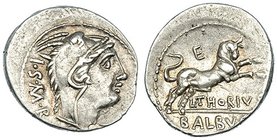 THORIA. Denario. Roma (105 a.C.). A/ Cabeza de Juno Sóspita a der.; detrás: I.S.M.R. R/ Toro a der.; encima E; debajo L.THORIVS; exergo BALBVS. FFC-11...