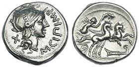 CIPIA. Denario. Ceca incierta (115-114 a.C.). A/ Cabeza de Roma. R/ Victoria en biga, debajo símbolo timón. CRAW-289.1. FFC-563. SB-1. EBC-.