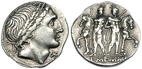 MEMMIA. Denario. Sudeste de Italia (109-108 a.C.). R/ Los Dióscuros de frente, sosteniendo las bridas de los caballos; en exergo L. MEMMI. CRAW-304.1....