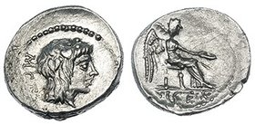 PORCIA. Quinario. Roma (89 a.C.). A/ M. CATO. R/ Victoria sentada a der., debajo VICTRIX. CRAW-462.2. SB-11. EBC.