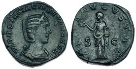 OTACILIA SEVERA, esposa de Filipo I. Sestercio. Roma (249 d.C.). R/ Pietas sosteniendo acerrum; PIETAS AVGVSTAE, S. C. RIC-208a. CH-46. Pátina verde o...