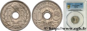 III REPUBLIC
Type : 10 centimes Lindauer 
Date : 1932 
Quantity minted : 30.317.387 
Metal : copper nickel 
Diameter : 21 mm
Orientation dies : ...