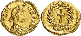 Julius Nepos, 474-475. Trémissis, Milan. D N IVL NE POS P F AVG Buste diadémé, drapé et cuirassé de Julius Nepos à droite / Croix dans une couronne. C...