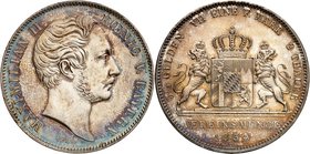 Bavière
Maximilien II, 1848-1864. 
Double Taler 1854, Munich. Tête nue à droite. Nom du graveur au-dessous / Armoiries couronnées soutenues par deux...