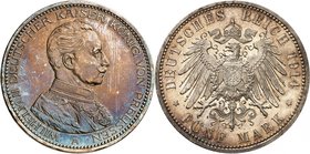 Prusse
Guillaume II, 1888-1918. 
5 Mark 1914 A, Berlin. Buste en uniforme à droite. Lettre d'atelier au-dessous / Aigle aux ailes éployées de face, ...