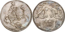 Saxe 
Frédéric Auguste, duc et électeur, 1694-1733. 
Taler 1711, Dresde. Le duc à cheval à droite. Armoiries à l'exergue / Deux autels portant les i...