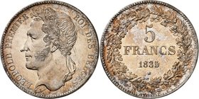 Royaume de Belgique
Léopold I, 1831-1865. 
5 Francs 1835,Bruxelles. Tranche position B. Tête coiffée d'une couronne de chêne à gauche / valeur et da...
