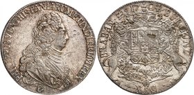 Brabant
Philippe V d'Espagne, 1700-1712. 
Ducaton 1704/3, Anvers. Buste cuirassé à droite. Marque d'atelier au-dessous / Armoiries couronnées souten...
