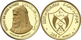 Fujairah
Mohammed bin Hamad Al-Sharqi, 1942-1974.
200 Riyals AH 1390 (1971).Buste de l'Emir à gauche / Deux drapeaux et deux fusils croisés dans un ...
