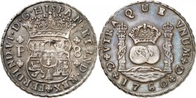 Ferdinand VI d'Espagne, 1746-1759. 
8 Reales 1760, Guatémala. FRAPPE POSTHUME. Armoiries couronnées / Double globe couronné entre les colonnes d'Herc...
