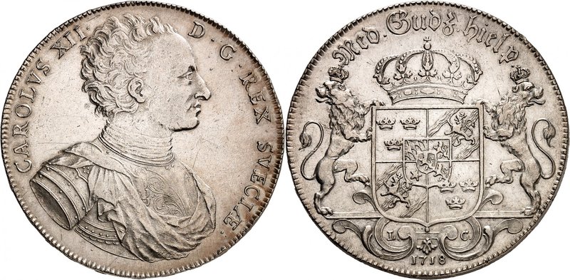 Carl XII, 1697-1718. 
Riksdaler 1718, Stockholm. Buste à droite / Armoiries cou...