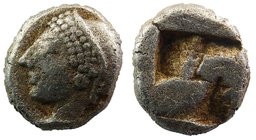 IONIA. Phokaia. AR Obol (Circa 625/0-522 BC).
Female head left, wearing helmet or sakkos.
Quadripartite incuse square.
SNG Kayhan -; Klein -; SNG v...
