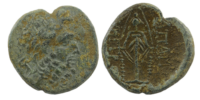 PHRYGIA, Apameia. 133-48 BC. AE. 
Laureate head of Zeus / Cult-statue of Artemi...
