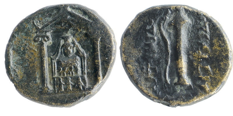 Perge , Pamphylia. AE17 (4.52 g), c. 50-30 BC.
Cult statue of Artemis Pergaia f...