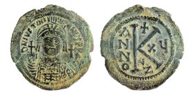 JUSTINIANUS I, 527-565 Ae Follis
Mint of Cyzicus
Year 15 (542/543).
Sear 229. DOC 236. MIB 153.
10,62 gr. 32 mm