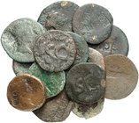 RÖMISCHE MÜNZEN. RÖMISCHE KAISERZEIT. Augustus, 27 v. Chr. - 14 n. Chr. Lot von 14 Stück: Kleine Sammlung Mittelbronzen, 1. Jhdt. n. Chr., alle mit Ge...
