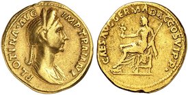 RÖMISCHE MÜNZEN. RÖMISCHE KAISERZEIT. Plotina (Traianus), gest. 123. Aureus. Rev. Thronende Vesta mit Palladium und Zepter.
RIC 730; Cal. 1146 Gold, ...