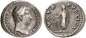 RÖMISCHE MÜNZEN. RÖMISCHE KAISERZEIT. Hadrianus, 117 - 138. Denar. Stehender Kaiser opfert an Dreifuß.
RIC 290; C. 1481 3,30 g ss