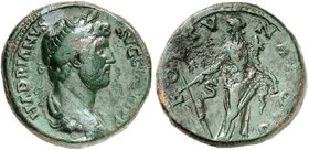 RÖMISCHE MÜNZEN. RÖMISCHE KAISERZEIT. Hadrianus, 117 - 138. Ein weiteres, ähnliches Exemplar.
25,59 g dunkelgrüne Patina, Korrosionsstellen, ss