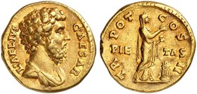 RÖMISCHE MÜNZEN. RÖMISCHE KAISERZEIT. Aelius Caesar, 136 - 138. Aureus. Rev. Stehende Pietas.
RIC 439b; Cal. 1447 Gold 7,10 g vz mit Prägeglanz