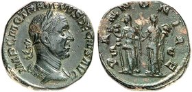 RÖMISCHE MÜNZEN. RÖMISCHE KAISERZEIT. Traianus Decius, 249 - 251. Sesterz. Rev. Zwei stehende Pannoniae.
RIC 124a; C. 87 18,66 g dunkelgrüne Patina, ...
