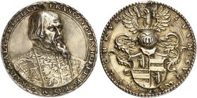 Ferdinand I., 1521-1564, als römischer König, 1531-1558. Altvergoldete Silbergußmedaille 1558 (?, von J. Deschler, 40,8 mm), auf den Kaiserlichen Rat ...
