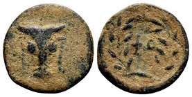 Phokis, Elateia. 
Late 4th - mid 3rd century BC. Æ15, 2.36 g. EΛ bull's head facing, fillets hanging from horns / ΦΩKEΩN laureate head of Apollo righ...