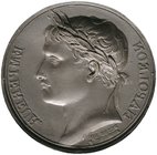 Dunkler Glasabguss einer Medaille 1804 von Andrieu und Denon, auf die Kaiserkrönung Napoleons. Dessen belorbeerte Büste (spiegelverkehrt) nach links. ...