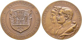 Brandenburg-Preußen. Wilhelm II. 1888-1918. Bronzemedaille 1902 von Lauer, auf die Kaisertage in POSEN. Die Brust­bilder des Kaiserpaares hintereinand...
