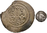 Nordhausen, Reichsmünzstätte. Friedrich II. von Hohenstaufen 1215-1250. Brakteat. In einem doppelten Perlkreis von vorn thronendes Herrscherpaar, link...