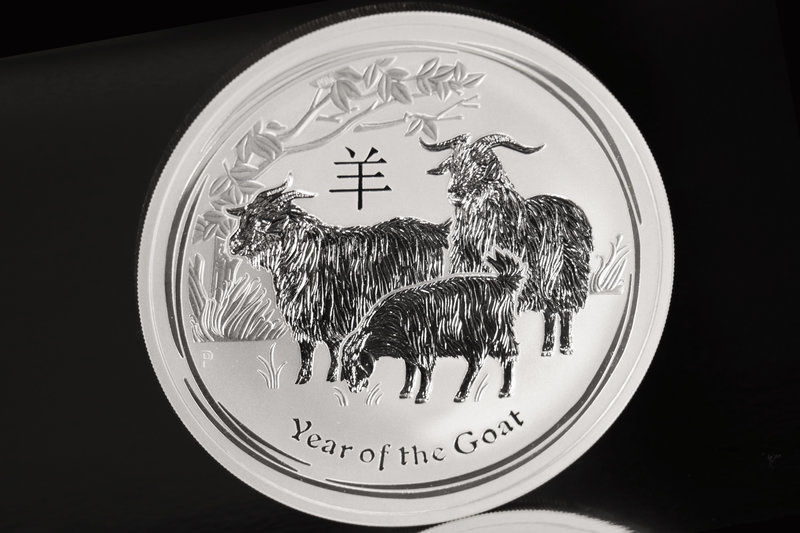 Australia. Elizabeth II. 10 dollars. 2015. P. Ag. 311,04 g. Year of the Goat. PR...