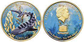 Tokelau. Elizabeth II. 1 dollar. 2018. Ag. 31,11 g. Coloured Edition. Leopard Shark. Con caja y certificado. PR. Est...50,00.