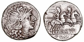 Cupiennia
Denario. AR. Roma. (147 a.C.). A/Cabeza de Roma a der., delante X y detrás cuerno de la abundancia. R/Los Dioscuros a caballo a der., encim...