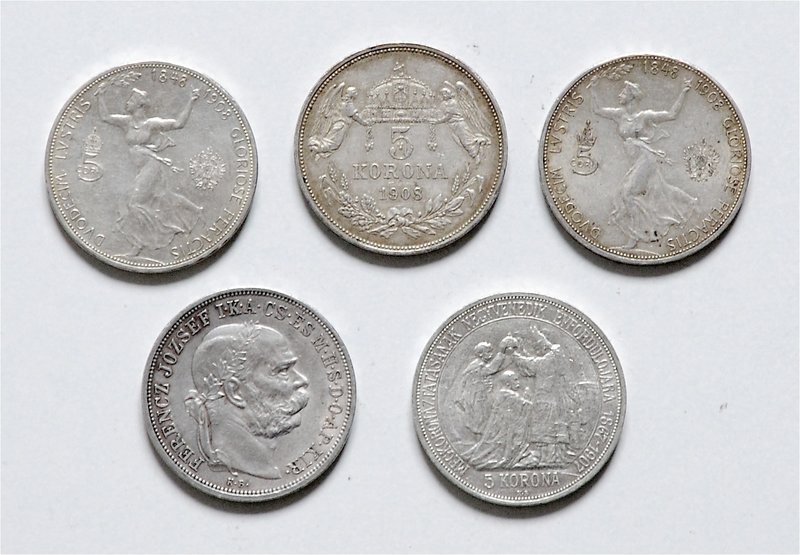 Franz Joseph I. 1848 - 1916
 LOT 5 Kronen 1908 (2x), 5 Korona 1907 KB Krönung, ...