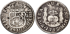 1742. Felipe V. México. F. 2 reales. (Cal. 1292). 6,45 g. Columnario. Rayitas. MBC-.