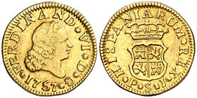 1757. Fernando VI. Sevilla. PJ. 1/2 escudo. (Cal. 272). 1,74 g. El 5 rectificado sobre otra cifra. Leves rayitas en reverso. Bonito color. Rara. MBC-/...