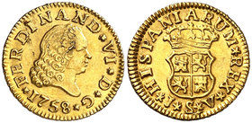 1758/7. Fernando VI. Sevilla. JV. 1/2 escudo. (Cal. 275 var). 1,77 g. Estrellas en leyenda. Rayitas. Bella. Muy escasa así. EBC.