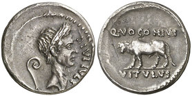 (40 a.C.). Julio César / Quintus Voconius Vitulus. Denario. (Craw. 526/2) (FFC. 44, mismo ejemplar). 3,22 g. Rayitas en reverso. Bella. Ex Colección S...