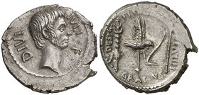 (40 a.C.). Octavio / Ti. Sempronius Graccus. Denario. (Craw. 525/2) (FFC. 327, mismo ejemplar). 3,83 g. Muy bella. Muy rara. EBC+.