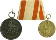 Brandenburg in den Marken - Preussen Friedrich Wilhelm III. 1797-1840 Lot von 2 Stücken: Silbermedaille 'VERDIENST UM DEN STAAT', verliehen 1810-1814,...