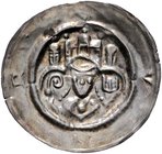 Fulda - Abtei (bis 1752) Konrad IV. von Malkos 1222-1249 Brakteat Unter Dreibogen mit fünf Türmen Bb. des Abtes mit Krummstab und Buch, außen CVNR Bon...