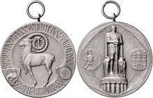 Hamburg Silbermedaille 1909 (v. Lederer) a.d. 16. Deutsche Bundesschießen, i.Rd: SILBER 990 Ruffert 9092. Gaed. 2744. Steulm. 8. Peltzer 1245. 
m. Or...