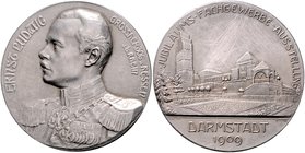 Hessen - Darmstadt Ernst Ludwig 1892-1918 Silbermedaille 1909 (v. Lauer) a.d. Jubiläums-Fachgewerbe-Ausstellung, i.Rd: SILBER 990 
Rs: Kr. 40,3mm 24,...