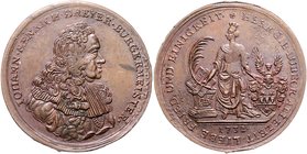 Lübeck - Stadt Bronzemedaille 1732 (unsign.) auf den Bürgermeister Johann Heinrich Dreyer Behrens 715b Anm. 
l. Doppelschlag, kl. Rf., leichte Stempe...