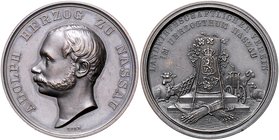 Nassau Adolph 1839-1866 Bronzemedaille o.J. (v. Korn) a.d. Landwirtschaftlichen Verein Isenbeck 249c. 
37,1mm 27,4g ss-vz